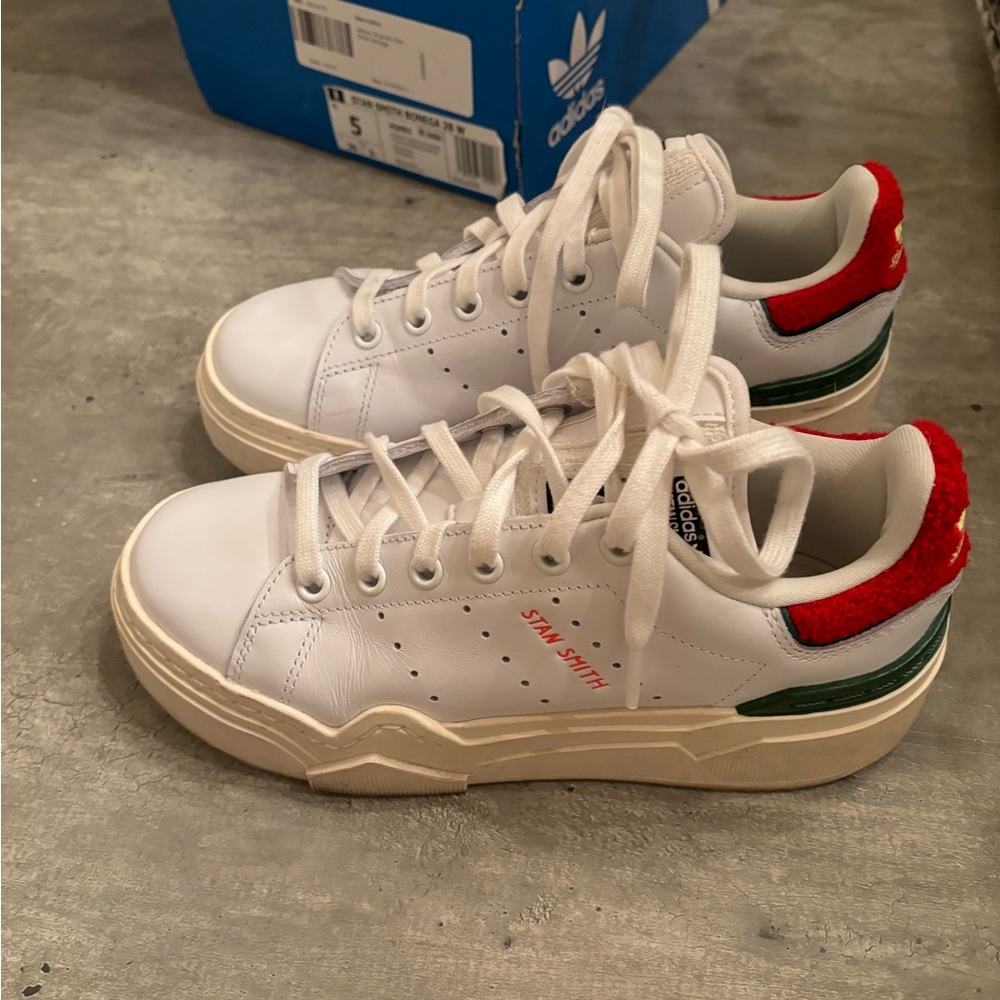 Adidas Stan Smith Originals Bonega tennis shoes. Size US 5. Eu 36 UK 3 1/2.